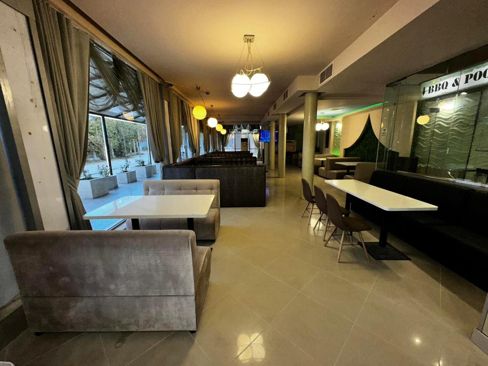 Diva Apartments & Diva Restaurant Bbq&Pool Bar Varna Extérieur photo